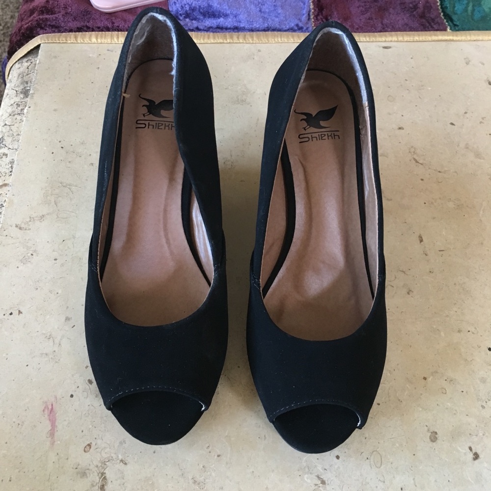 Shiekh Black wedges